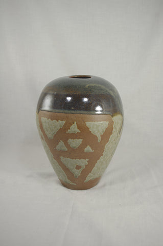 Brown Triangle Vase1